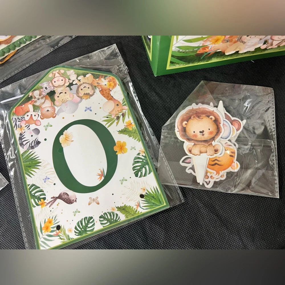 Jungle Party Decoration Set - Green and Orange